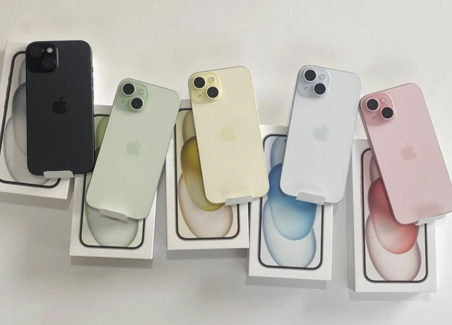 iPhone 16/16 Pro 颜色全曝光！ - 随时搬砖