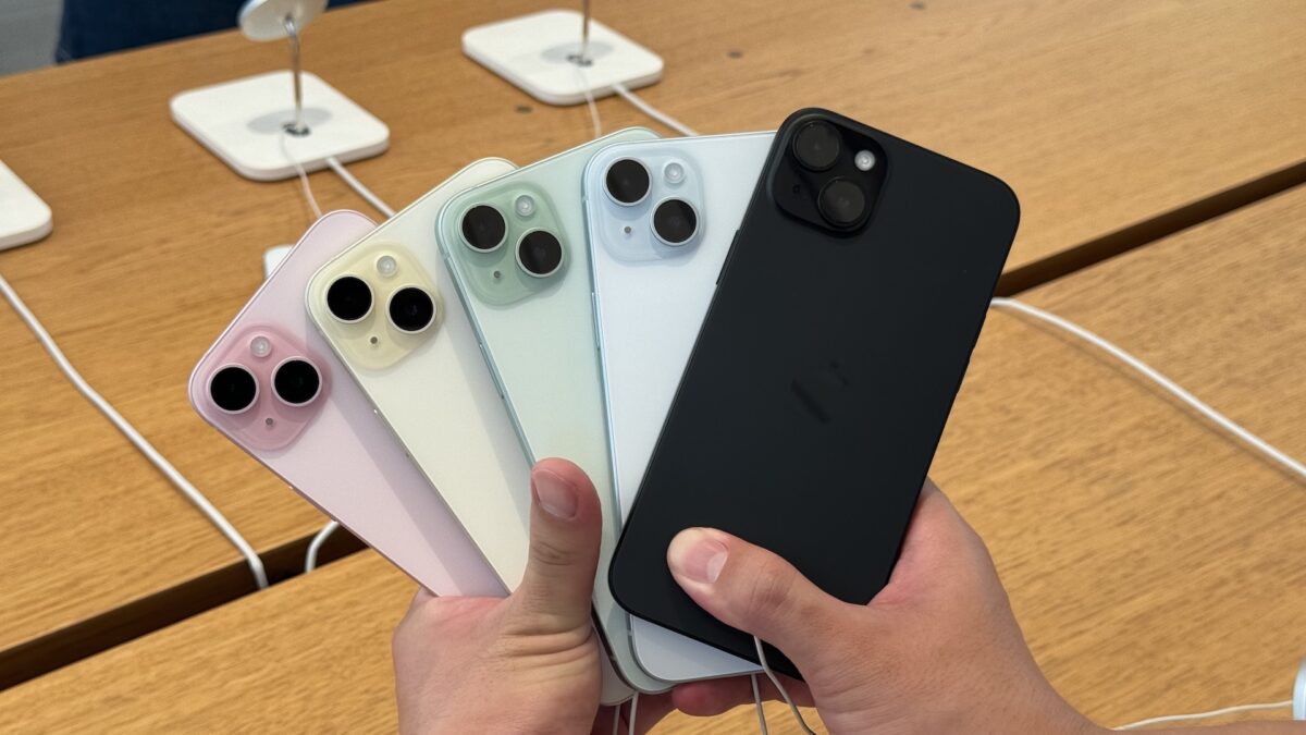 iPhone SE 4 保护壳与模型曝光：与 CAD 设计图高度相似，外型已大致定调 - 随时搬砖