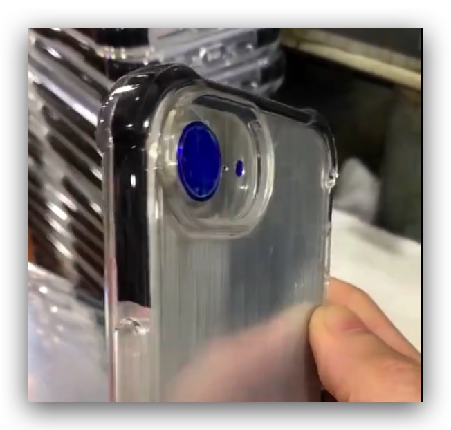 iPhone SE 4 保护壳与模型曝光：与 CAD 设计图高度相似，外型已大致定调 - 随时搬砖